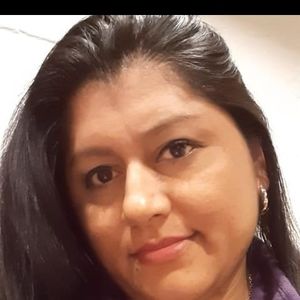 Meet your Posher, Yaneth